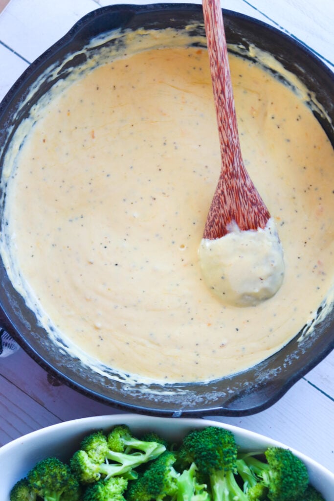 Salsa de queso fácil para ceto