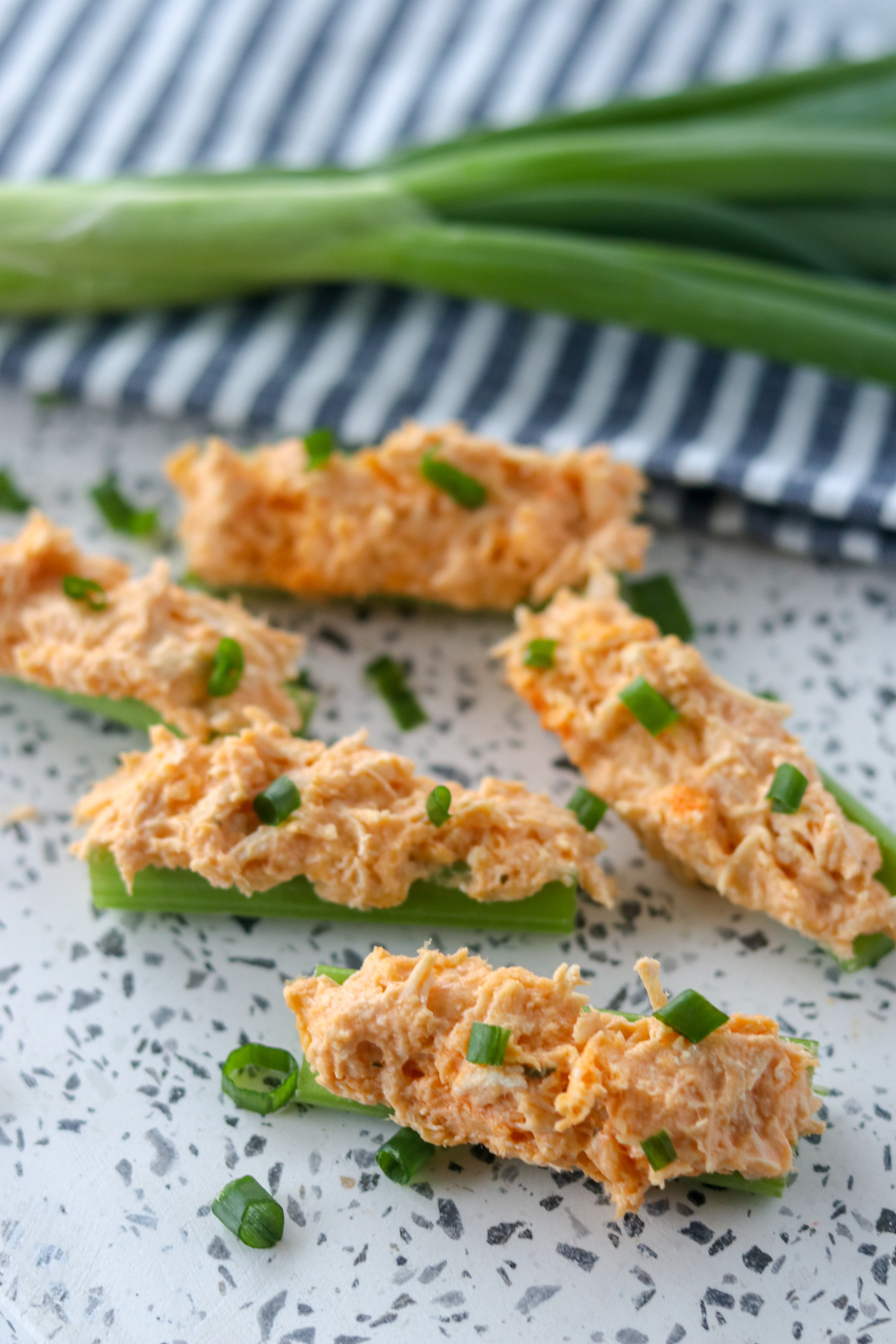 buffalo chicken stuffed celery