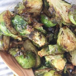 air fryer brussel sprouts in a bowl