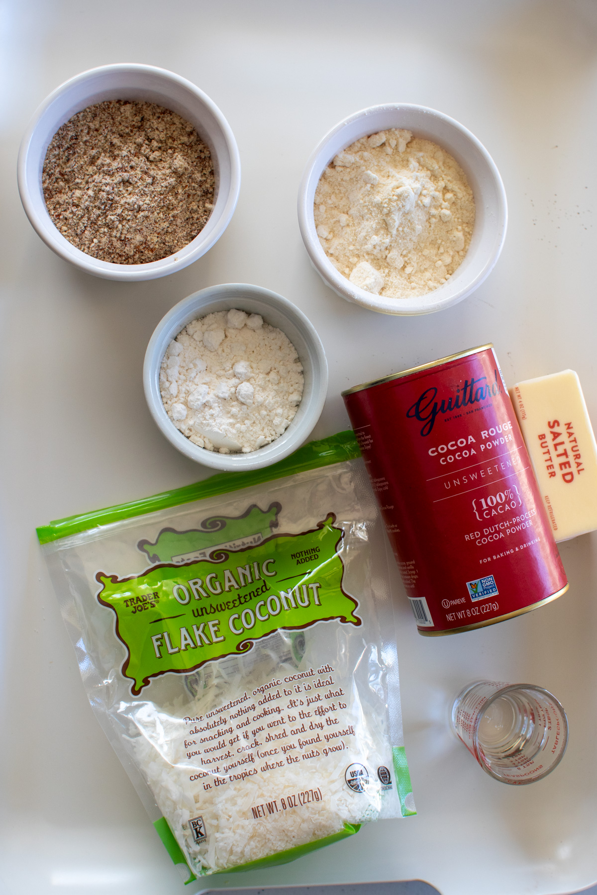 ingredients for sugar free low carb rum balls