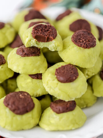 sugar free chocolate mints recipe stacked on a white plate