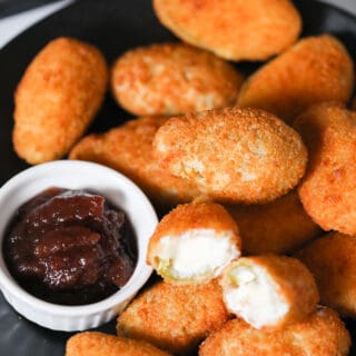 the air fryer jalapeno poppers frozen recipe after cooking with dip