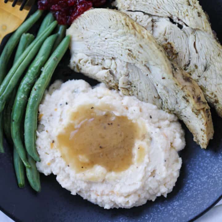 Easy Make Ahead Keto Turkey Gravy (with Xantham Gum)