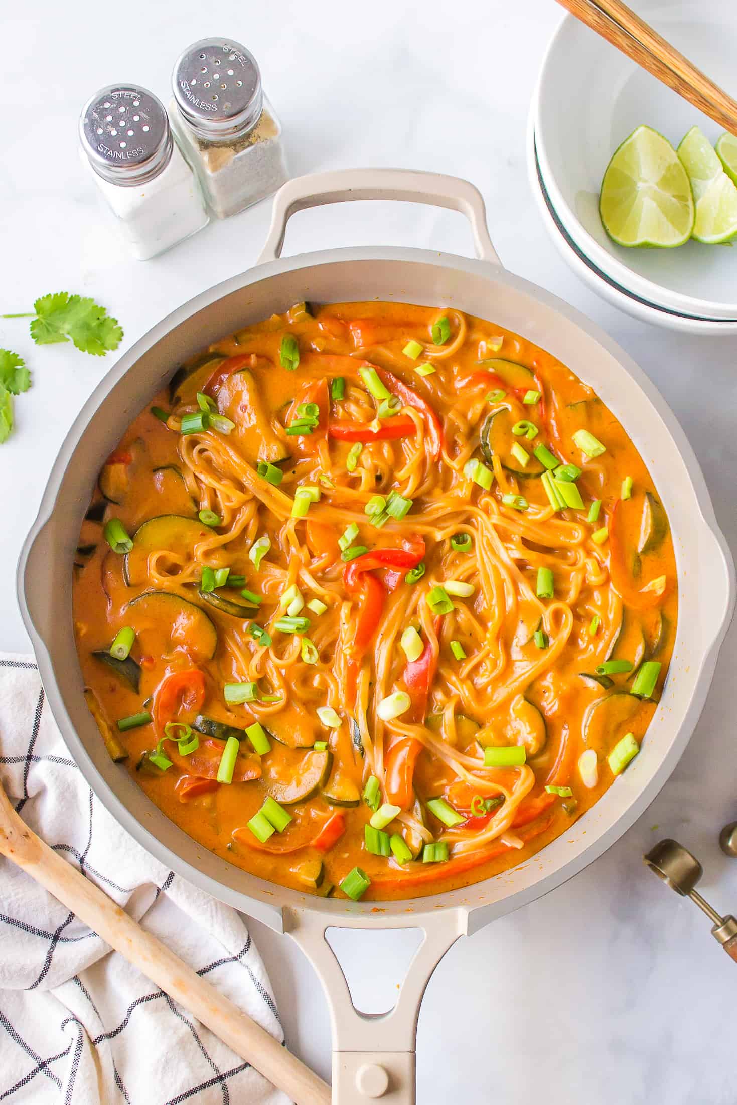 15 Min Thai Curry Rice Noodles with Red Curry Whole Lotta Yum