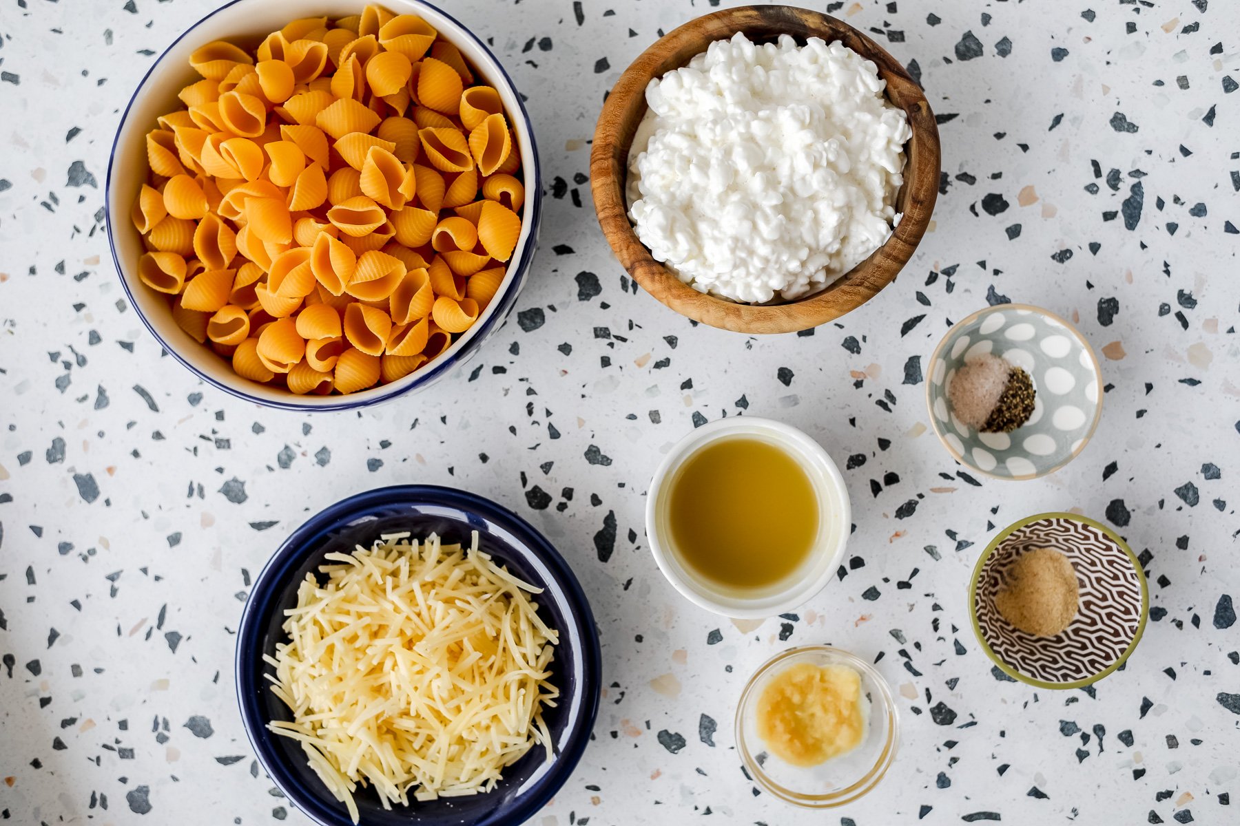 the ingredients you need to make healthy cottage cheese alfredo sauce