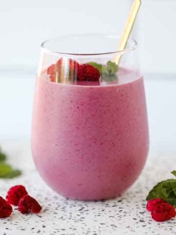 raspberry protein smoothie without yogurt on a cutting board