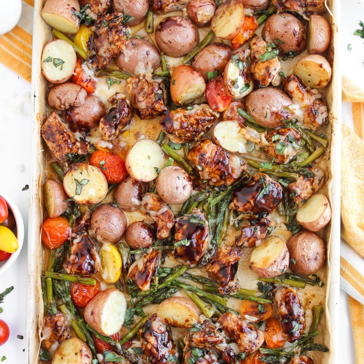 Oven Baked Balsamic Chicken Breast & Veggies