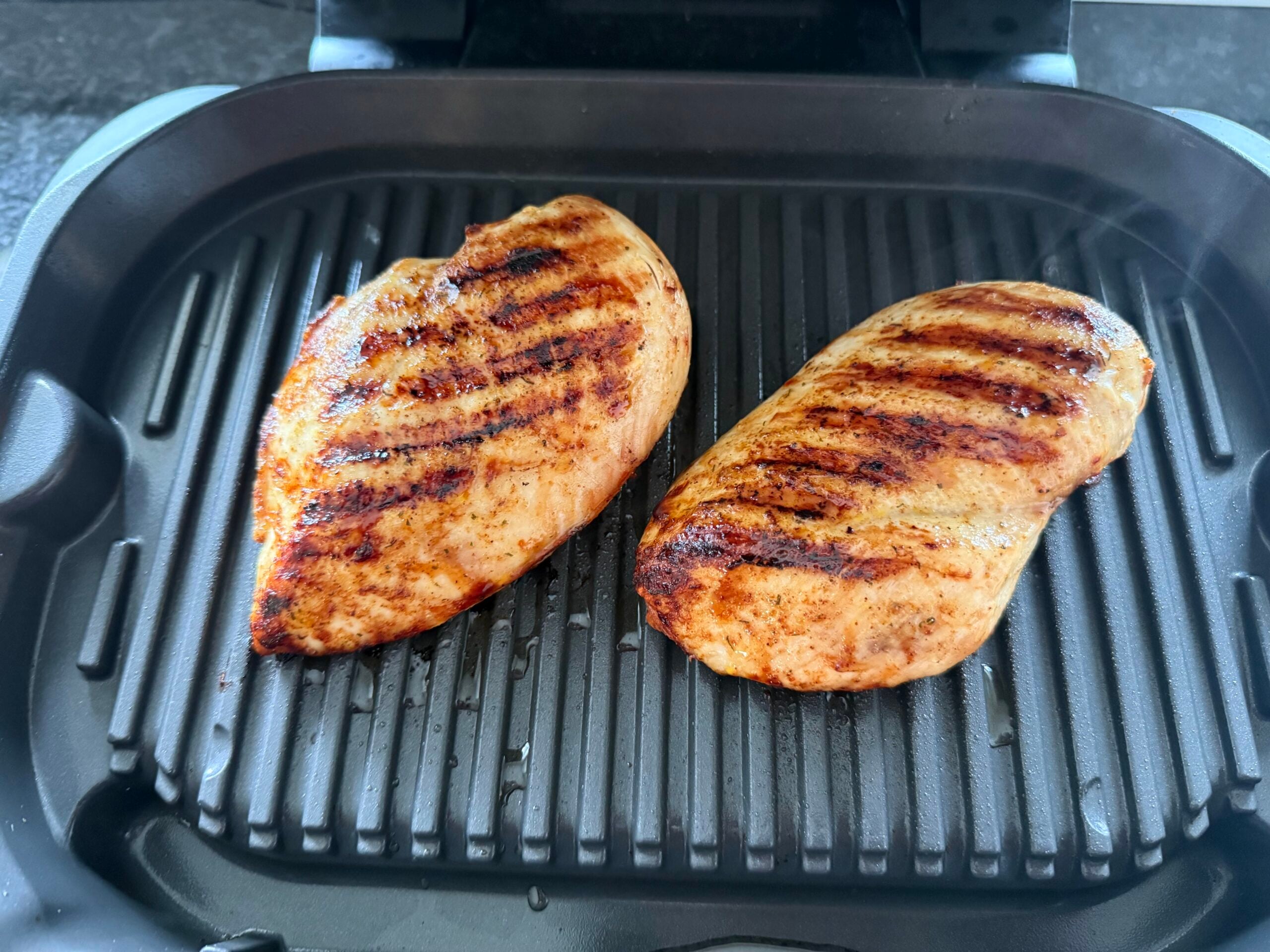 grilling chicken on a Ninja Foodi Grill