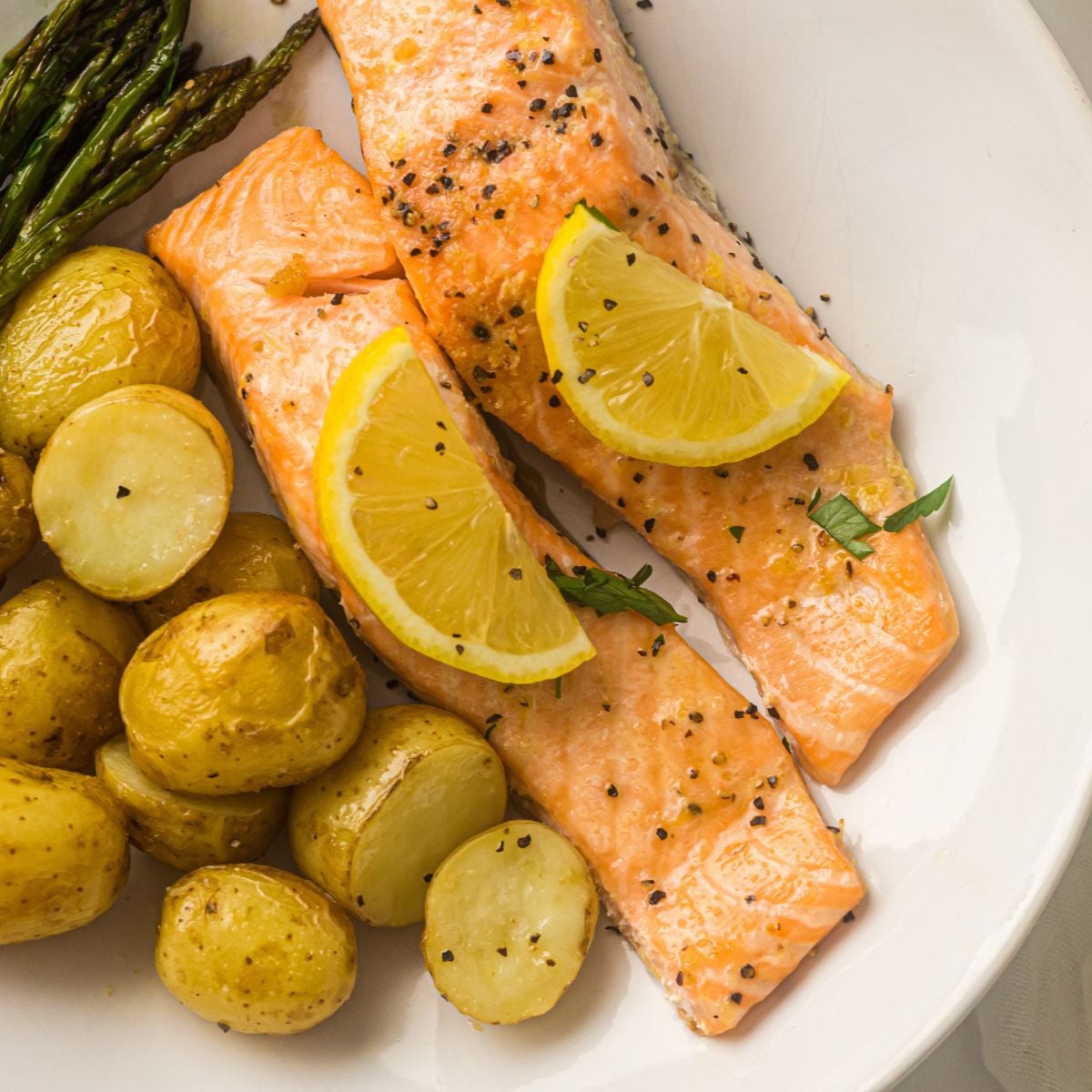 Sheet Pan Salmon with Veggies